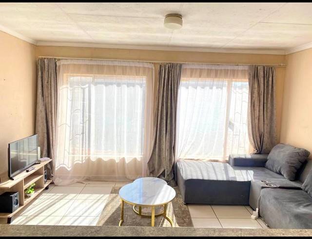 2 BEDROOM APARTMENT FOR SALE IN GROBLERPARK